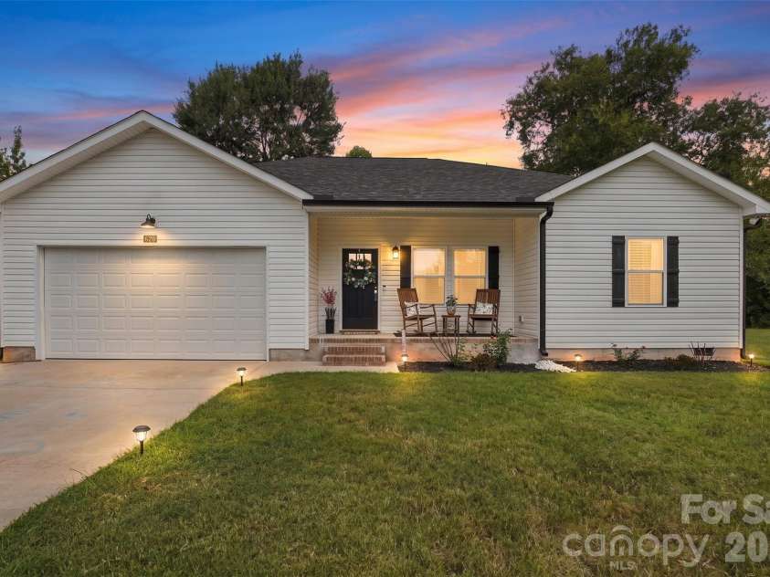 620 Murdock Road, Richburg, SC 29729.  MLS# CAR4425477, YatesRealty ID 51552. Virtual Twilight