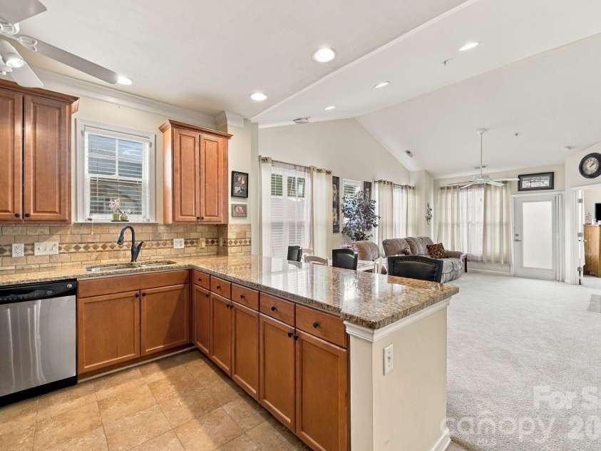 18742 Nautical Drive, Cornelius, NC 28031.  MLS# CAR4425581, YatesRealty ID 51553. 