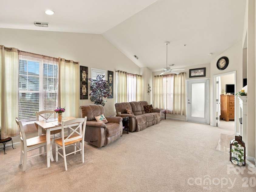 18742 Nautical Drive, Cornelius, NC 28031.  MLS# CAR4425581, YatesRealty ID 51553. 