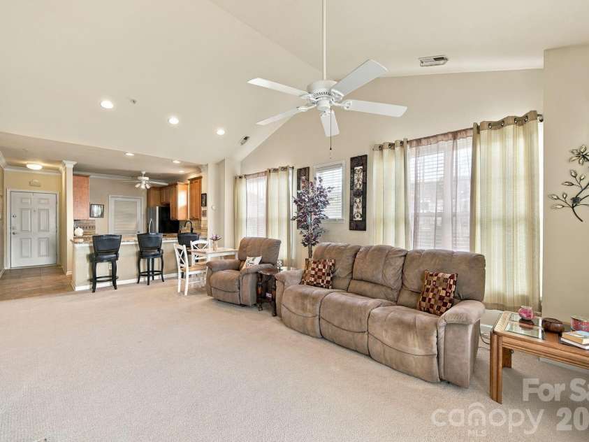 18742 Nautical Drive, Cornelius, NC 28031.  MLS# CAR4425581, YatesRealty ID 51553. 