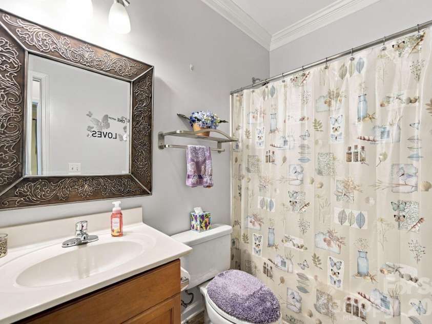 18742 Nautical Drive, Cornelius, NC 28031.  MLS# CAR4425581, YatesRealty ID 51553. 