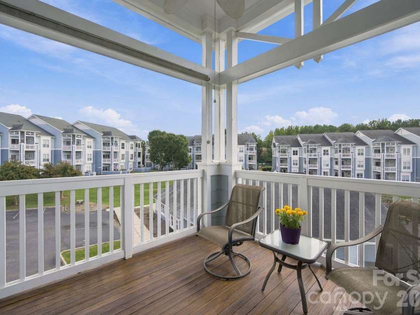 18742 Nautical Drive, Cornelius, NC 28031.  MLS# CAR4425581, YatesRealty ID 51553. 