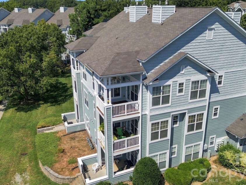 18742 Nautical Drive, Cornelius, NC 28031.  MLS# CAR4425581, YatesRealty ID 51553. 