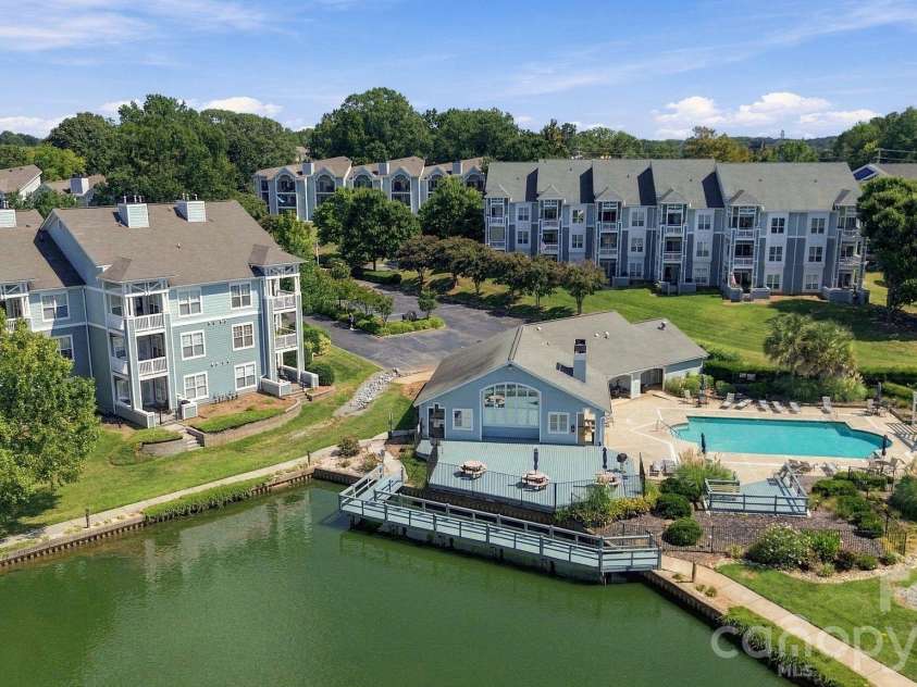 18742 Nautical Drive, Cornelius, NC 28031.  MLS# CAR4425581, YatesRealty ID 51553. 