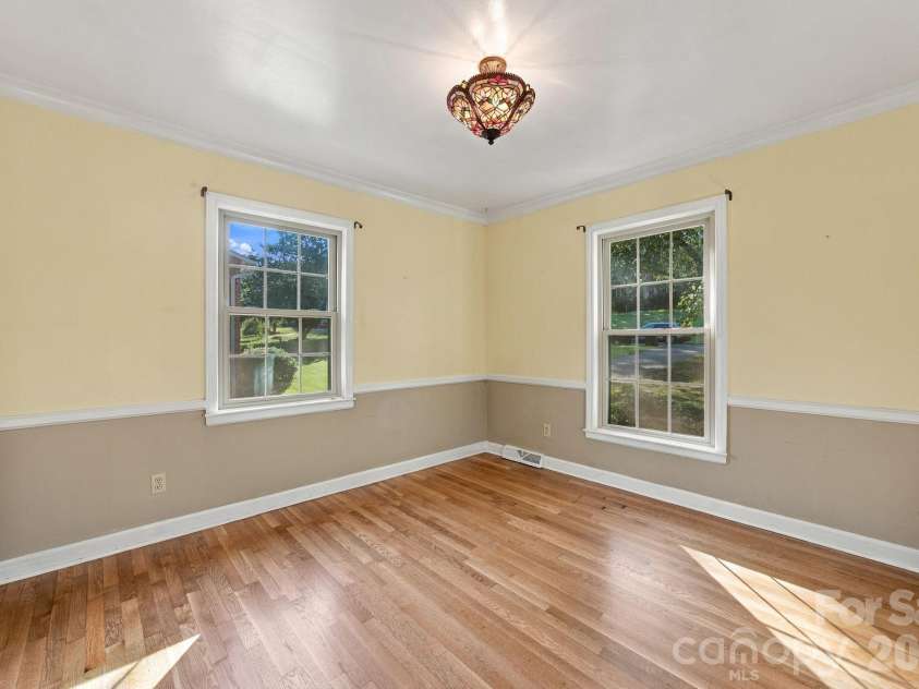 7416 Folger Drive, Charlotte, NC 28226.  MLS# CAR4424929, YatesRealty ID 51557. 