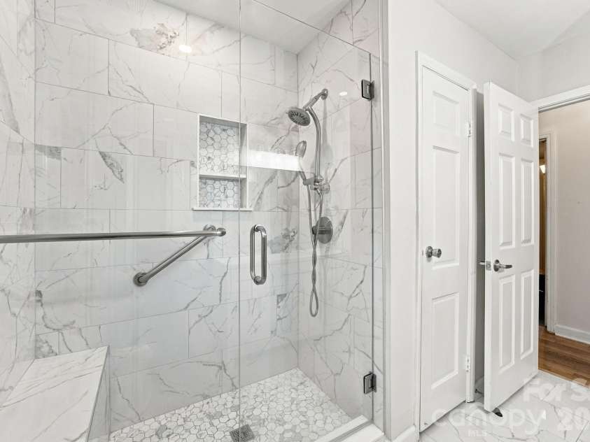 7416 Folger Drive, Charlotte, NC 28226.  MLS# CAR4424929, YatesRealty ID 51557. 