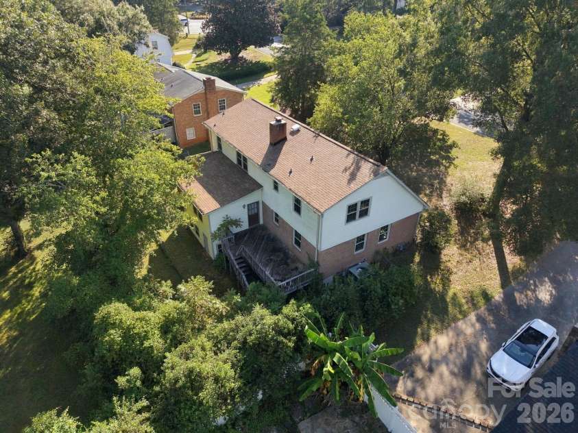 7416 Folger Drive, Charlotte, NC 28226.  MLS# CAR4424929, YatesRealty ID 51557. 