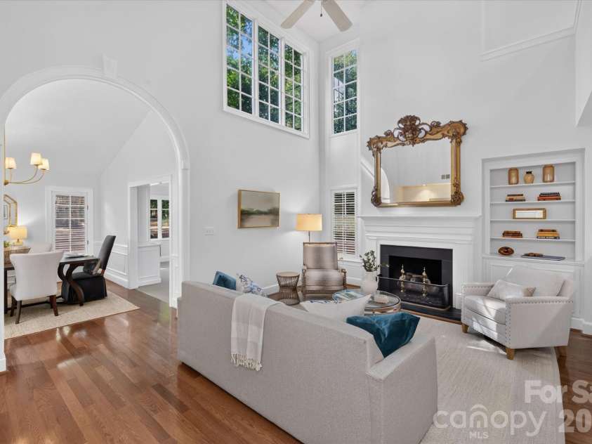 1804 Meadowood Lane, Charlotte, NC 28211.  MLS# CAR4424678, YatesRealty ID 51558. 
