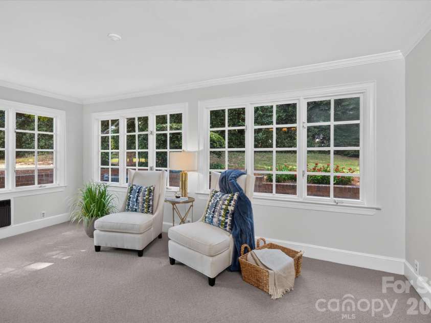 1804 Meadowood Lane, Charlotte, NC 28211.  MLS# CAR4424678, YatesRealty ID 51558. 