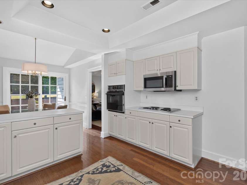 1804 Meadowood Lane, Charlotte, NC 28211.  MLS# CAR4424678, YatesRealty ID 51558. 
