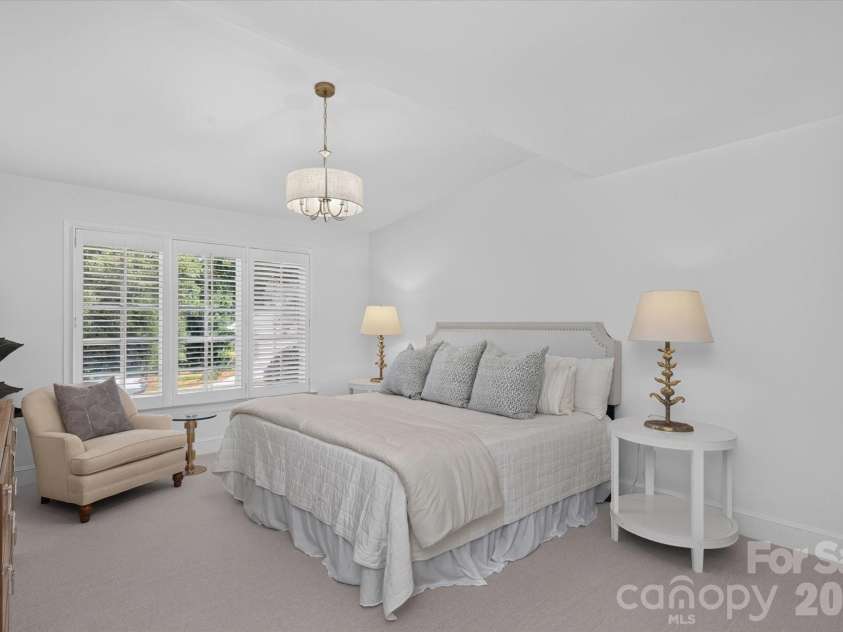 1804 Meadowood Lane, Charlotte, NC 28211.  MLS# CAR4424678, YatesRealty ID 51558. 