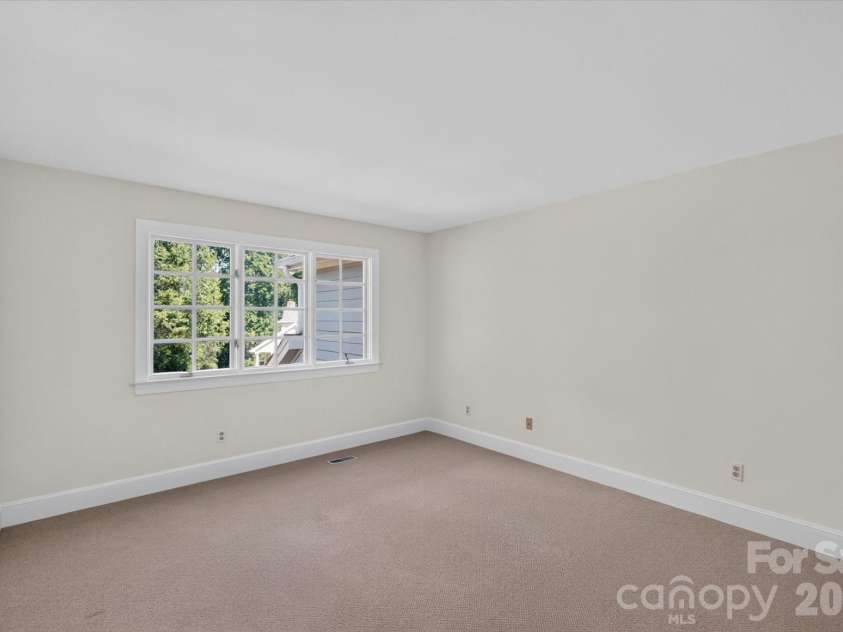 1804 Meadowood Lane, Charlotte, NC 28211.  MLS# CAR4424678, YatesRealty ID 51558. 