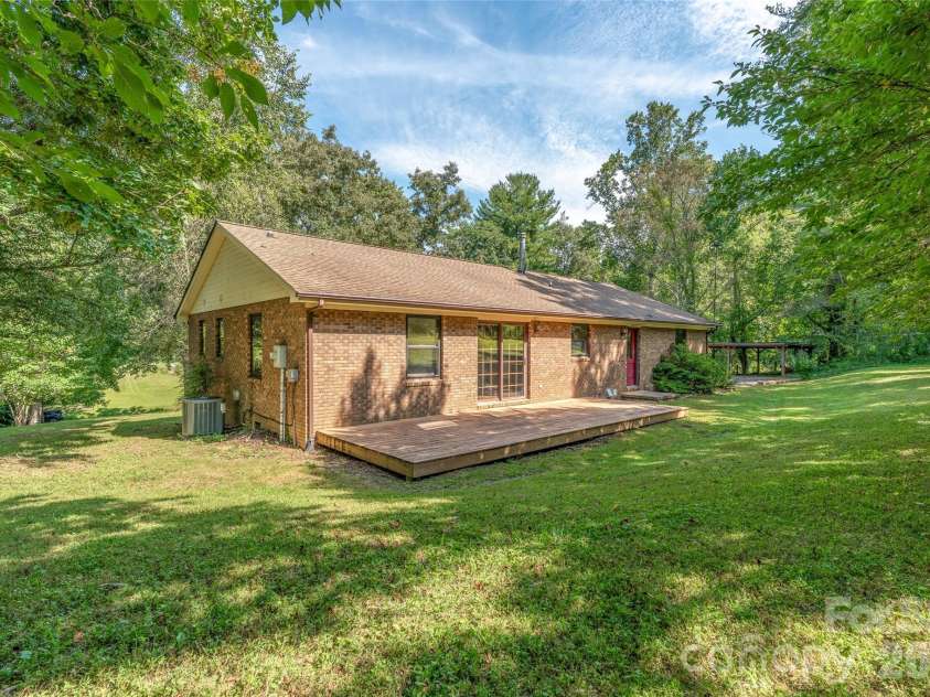 27 Windy Acres Drive, Fairview, NC 28730.  MLS# CAR4424868, YatesRealty ID 51559. 