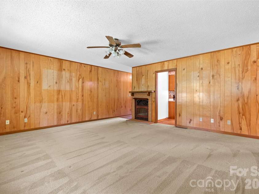 27 Windy Acres Drive, Fairview, NC 28730.  MLS# CAR4424868, YatesRealty ID 51559. 