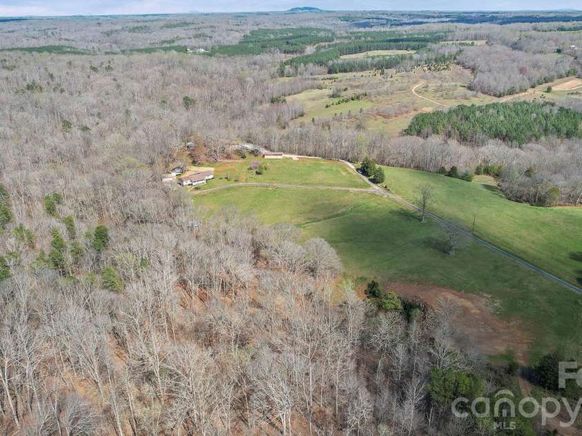 4698 Forest View Road, Blacksburg, SC 29702.  MLS# CAR4350917, YatesRealty ID 5156. 