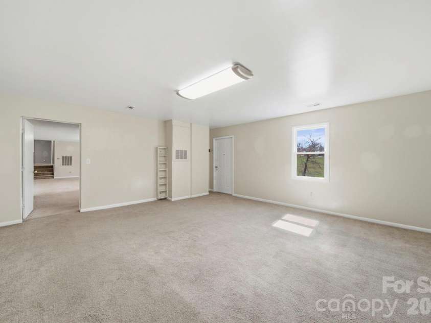 4698 Forest View Road, Blacksburg, SC 29702.  MLS# CAR4350917, YatesRealty ID 5156. 