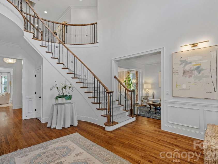1104 Longwood Court, Matthews, NC 28104.  MLS# CAR4424764, YatesRealty ID 51561. 