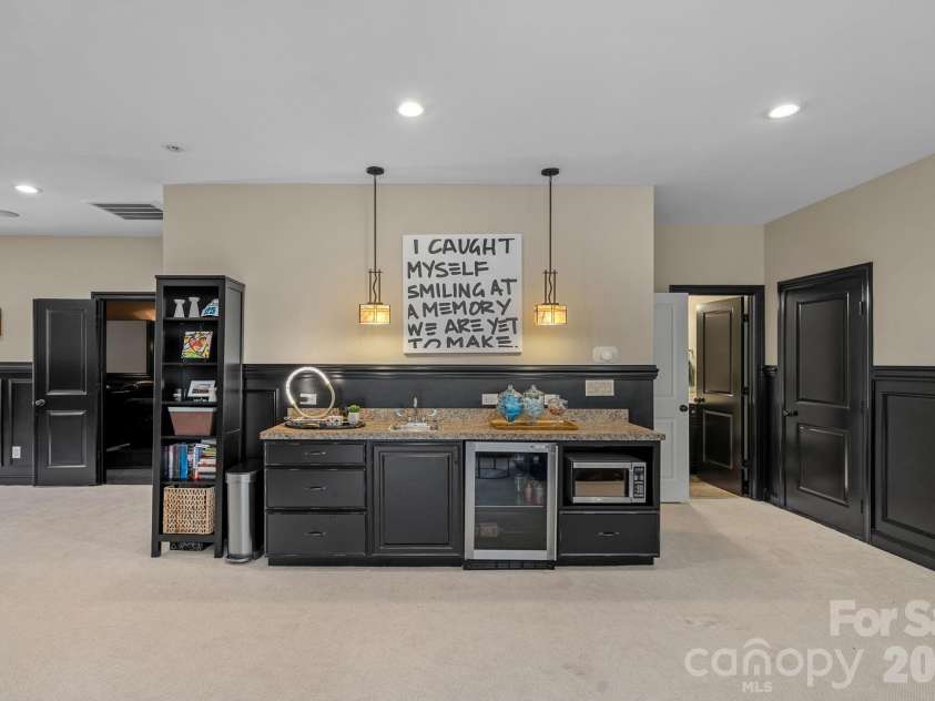 1104 Longwood Court, Matthews, NC 28104.  MLS# CAR4424764, YatesRealty ID 51561. 