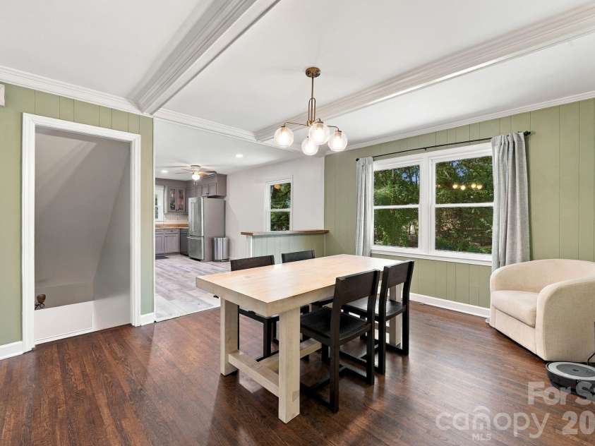 912 Tally Ho Court, Charlotte, NC 28212.  MLS# CAR4424793, YatesRealty ID 51563. 