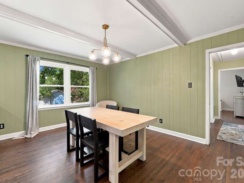 912 Tally Ho Court, Charlotte, NC 28212.  MLS# CAR4424793, YatesRealty ID 51563. 