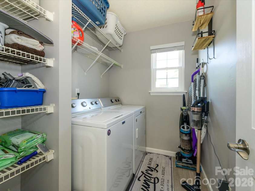 11413 Larix Drive, Charlotte, NC 28273.  MLS# CAR4424711, YatesRealty ID 51564. 