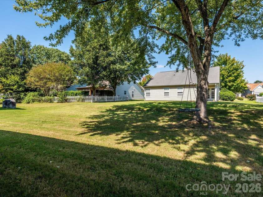 11413 Larix Drive, Charlotte, NC 28273.  MLS# CAR4424711, YatesRealty ID 51564. 