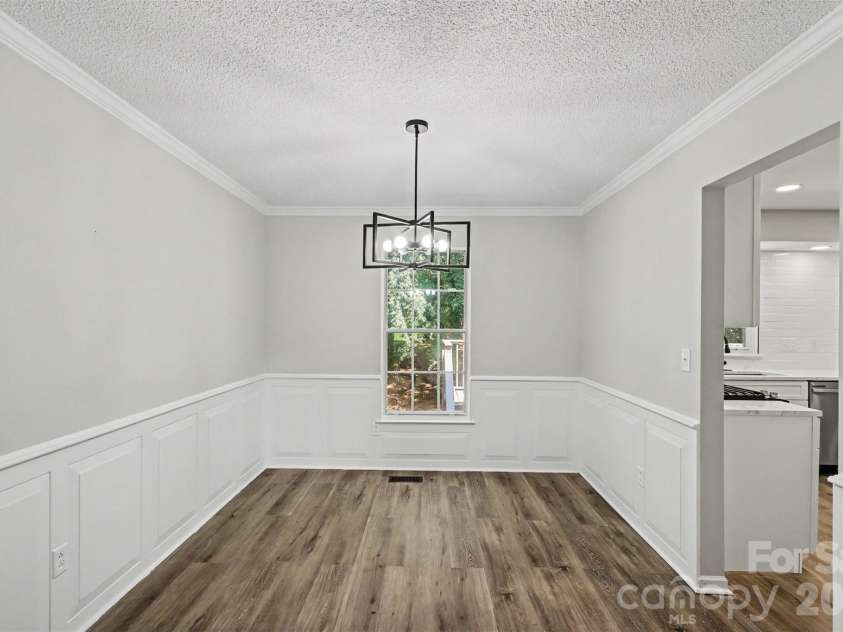 10740 Roxbury Court, Charlotte, NC 28214.  MLS# CAR4424971, YatesRealty ID 51567. Dining Room