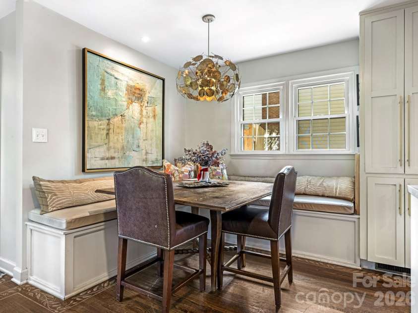 2516 Handley Place, Charlotte, NC 28226.  MLS# CAR4425043, YatesRealty ID 51569. Breakfast Room