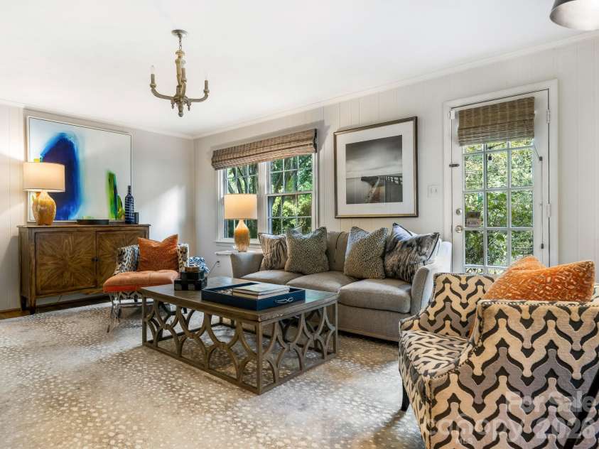 2516 Handley Place, Charlotte, NC 28226.  MLS# CAR4425043, YatesRealty ID 51569. Den