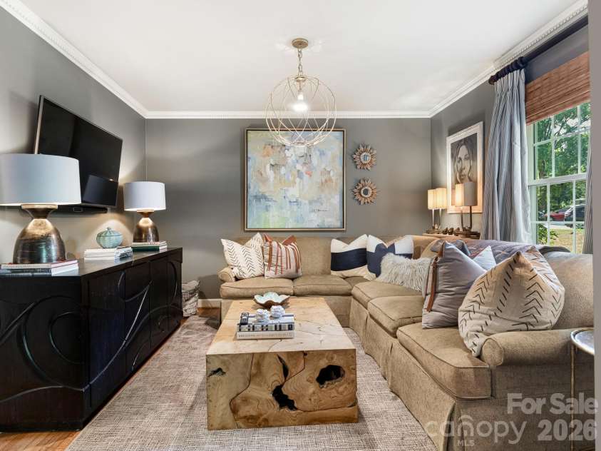 2516 Handley Place, Charlotte, NC 28226.  MLS# CAR4425043, YatesRealty ID 51569. Dining Room/ Sitting Room