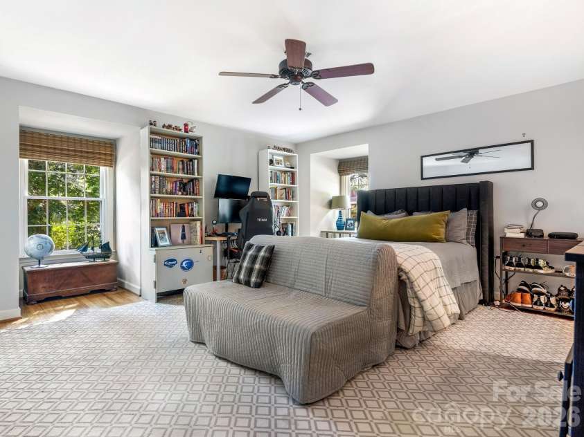 2516 Handley Place, Charlotte, NC 28226.  MLS# CAR4425043, YatesRealty ID 51569. Primary Bedroom
