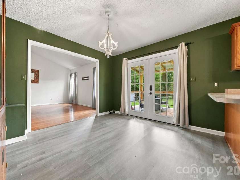 4917 Pond Court, Conover, NC 28613.  MLS# CAR4424441, YatesRealty ID 51570. 