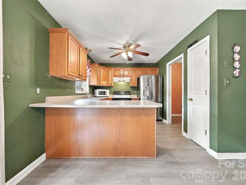 4917 Pond Court, Conover, NC 28613.  MLS# CAR4424441, YatesRealty ID 51570. 