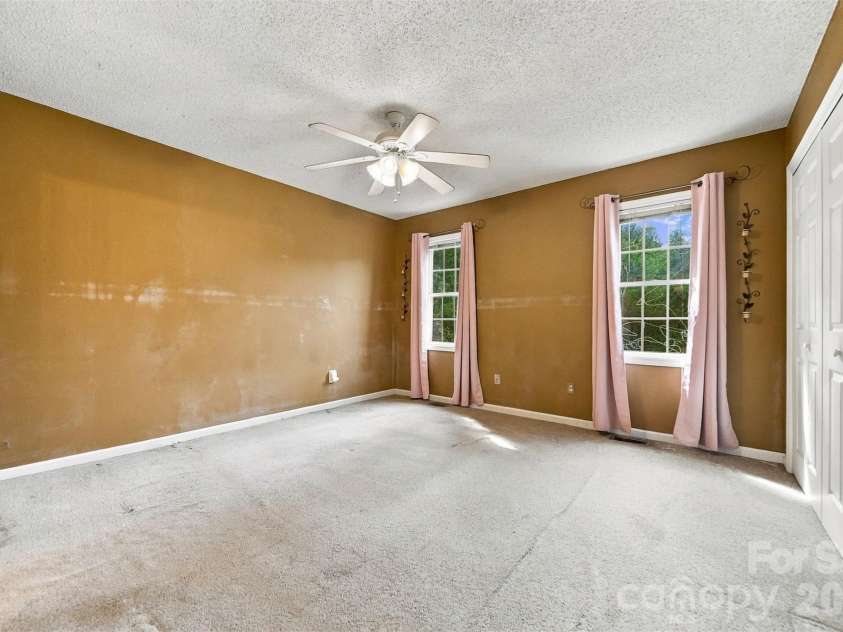 4917 Pond Court, Conover, NC 28613.  MLS# CAR4424441, YatesRealty ID 51570. 