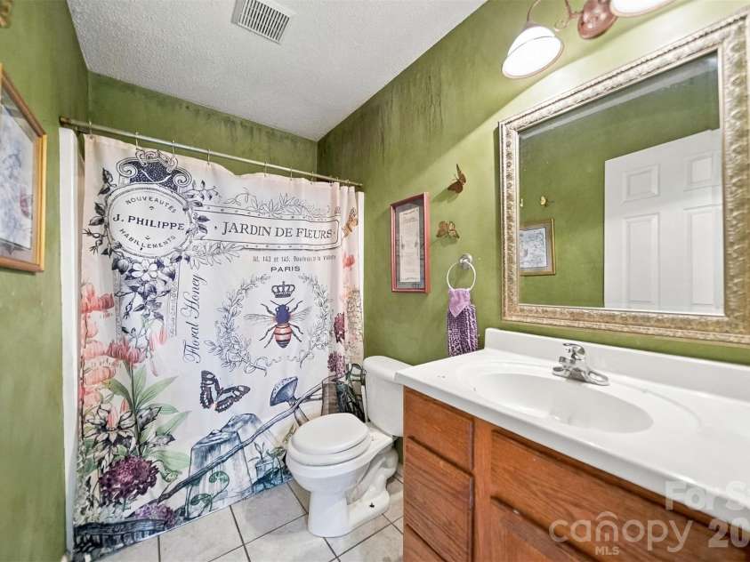 4917 Pond Court, Conover, NC 28613.  MLS# CAR4424441, YatesRealty ID 51570. 