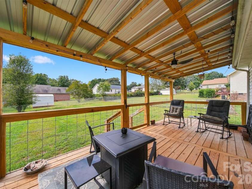 4917 Pond Court, Conover, NC 28613.  MLS# CAR4424441, YatesRealty ID 51570. 