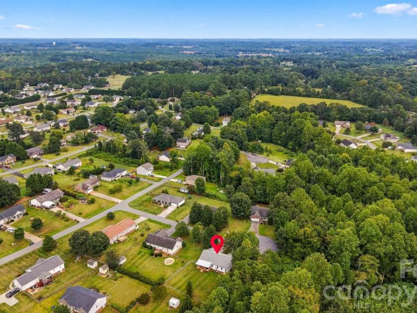 4917 Pond Court, Conover, NC 28613.  MLS# CAR4424441, YatesRealty ID 51570. 