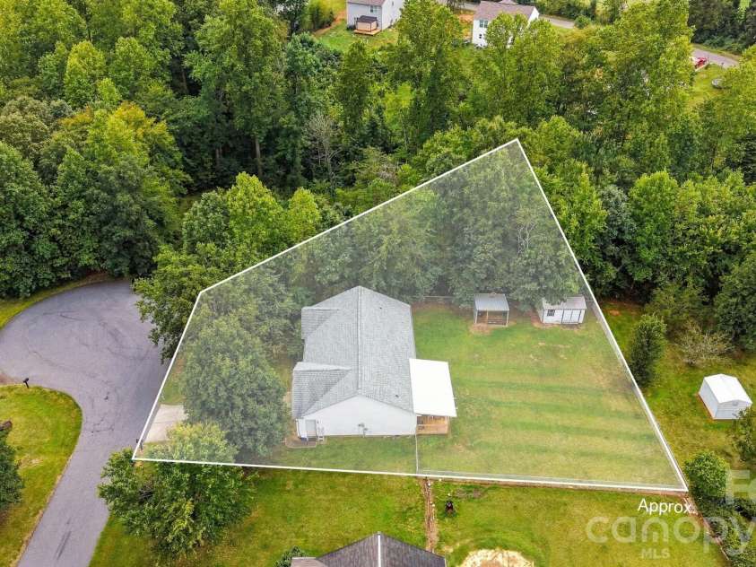 4917 Pond Court, Conover, NC 28613.  MLS# CAR4424441, YatesRealty ID 51570. 