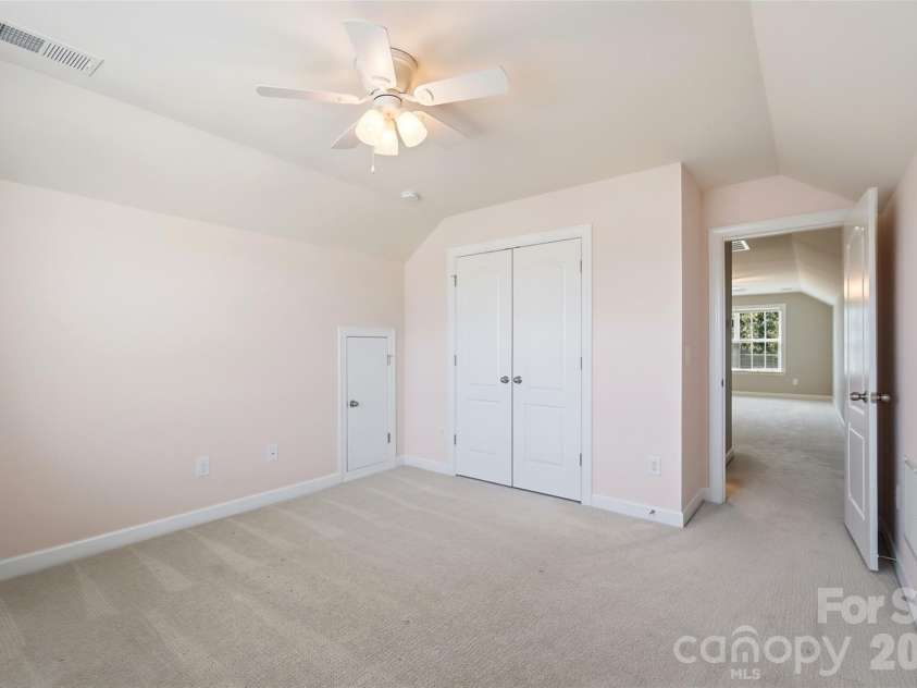 10038 Travertine Trail, Davidson, NC 28036.  MLS# CAR4424425, YatesRealty ID 51572. Bedroom - 3rd Level