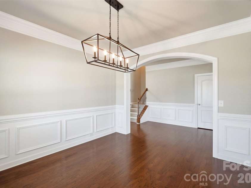 10038 Travertine Trail, Davidson, NC 28036.  MLS# CAR4424425, YatesRealty ID 51572. Formal Dining Room