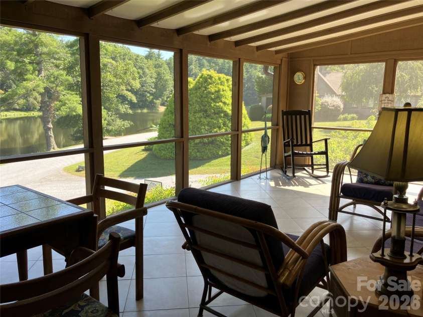 12 Willow Park Lane, Hendersonville, NC 28739.  MLS# CAR4425117, YatesRealty ID 51574. 
