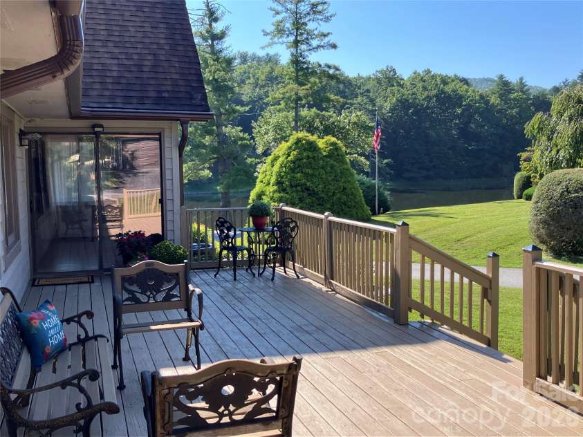 12 Willow Park Lane, Hendersonville, NC 28739.  MLS# CAR4425117, YatesRealty ID 51574. Outdoor open deck