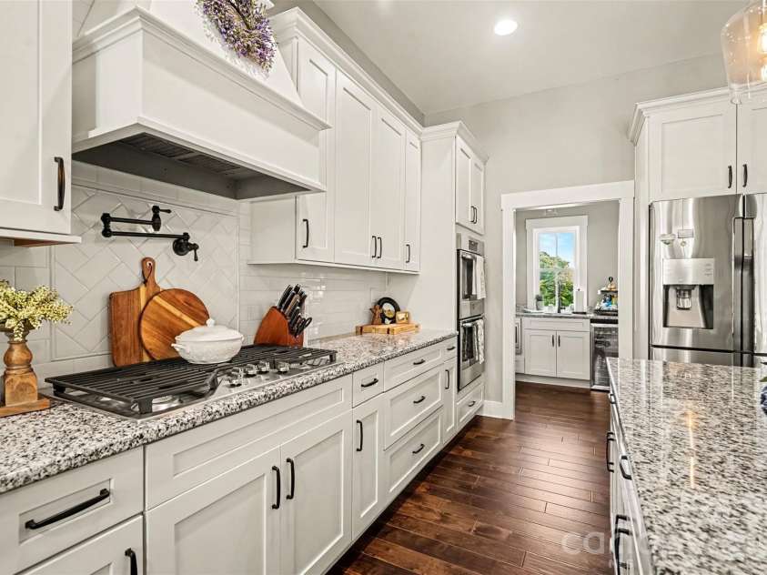 372 Linwood Road, Mooresville, NC 28115.  MLS# CAR4424534, YatesRealty ID 51575. 