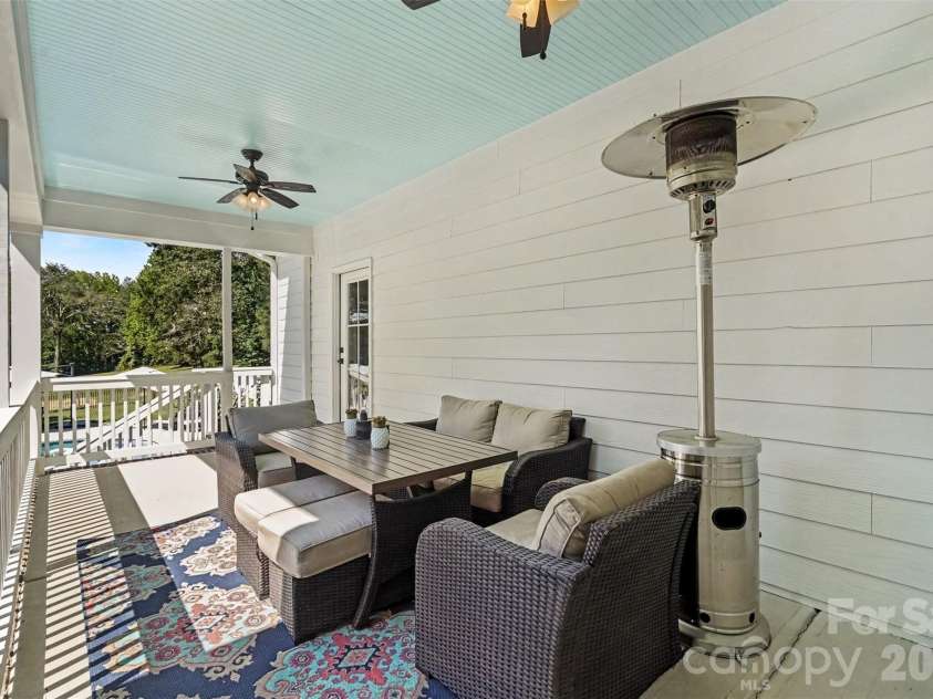 372 Linwood Road, Mooresville, NC 28115.  MLS# CAR4424534, YatesRealty ID 51575. 