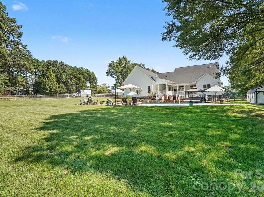 372 Linwood Road, Mooresville, NC 28115.  MLS# CAR4424534, YatesRealty ID 51575. 
