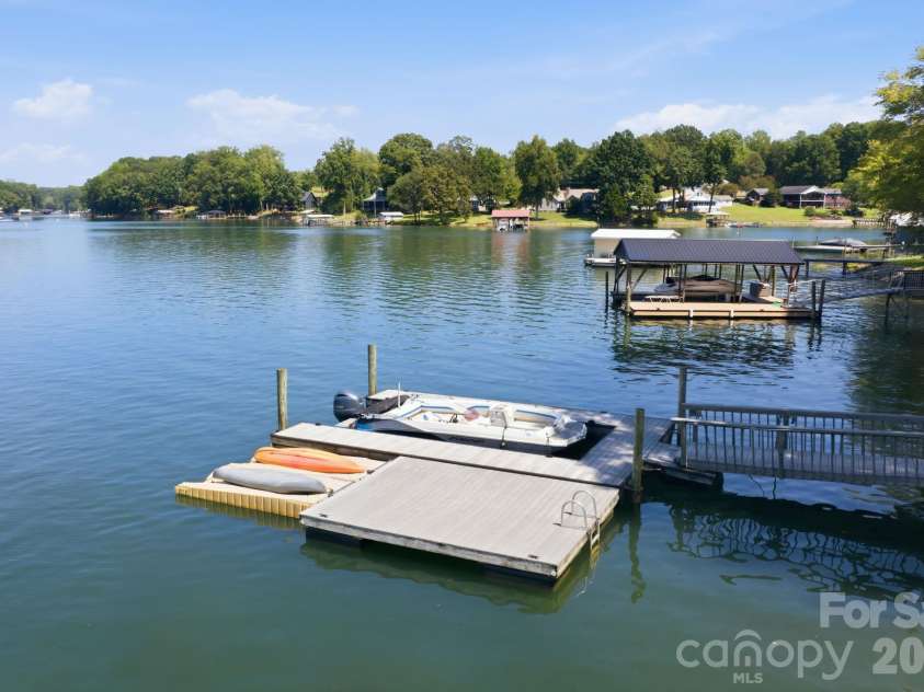 4036 Rhynland Drive, Sherrills Ford, NC 28673.  MLS# CAR4425140, YatesRealty ID 51577. 