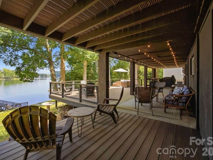 4036 Rhynland Drive, Sherrills Ford, NC 28673.  MLS# CAR4425140, YatesRealty ID 51577. 