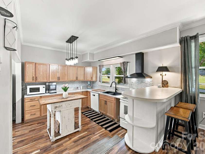 235 Linda Street, Salisbury, NC 28146.  MLS# CAR4424503, YatesRealty ID 51578. 