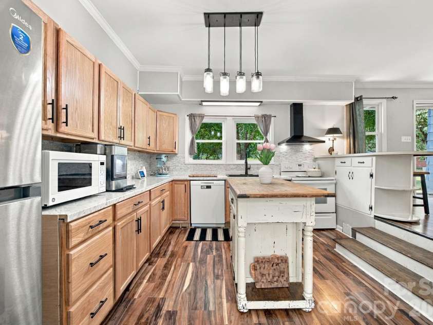235 Linda Street, Salisbury, NC 28146.  MLS# CAR4424503, YatesRealty ID 51578. 