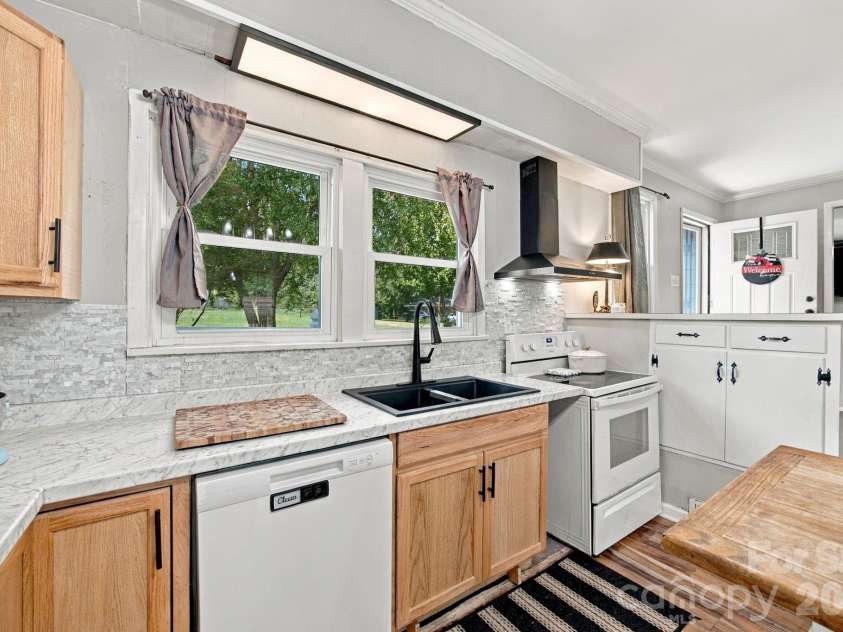 235 Linda Street, Salisbury, NC 28146.  MLS# CAR4424503, YatesRealty ID 51578. 